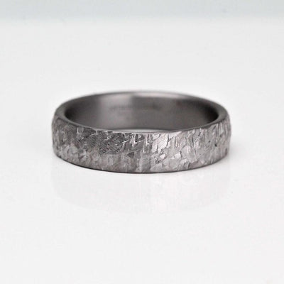 TANTALUM - Structured surface, Ultra comfort fit, Wedding Ring (5 to 6mm)
